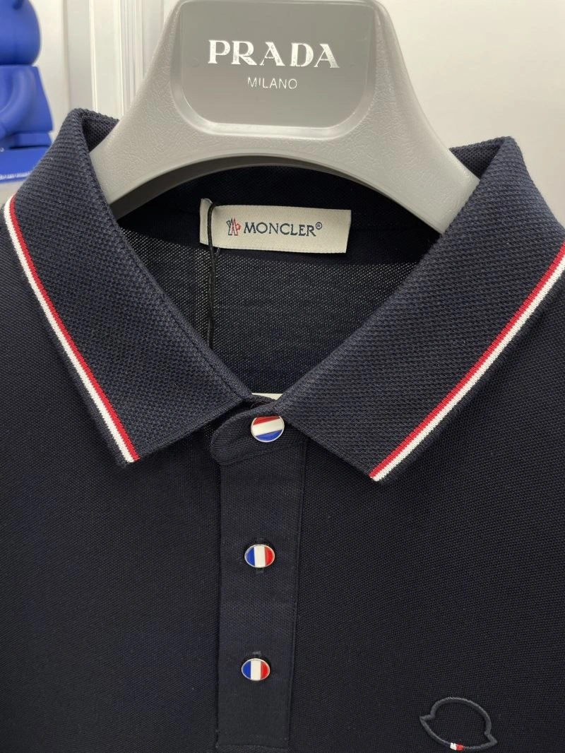 Stylish Moncler T-Shirts 141659