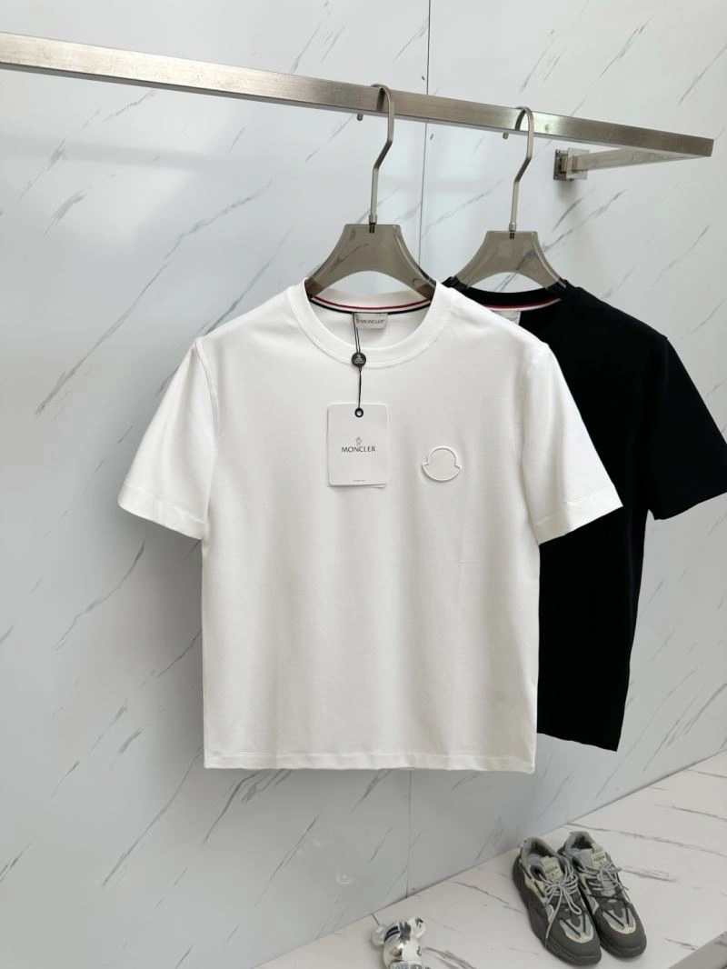 Moncler T-Shirts Thermal 141649