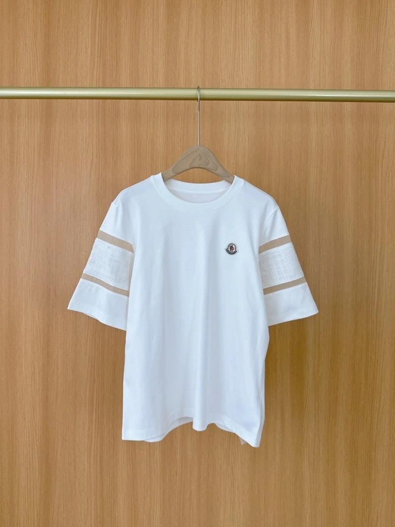 Moncler T-Shirts Sporty 139674