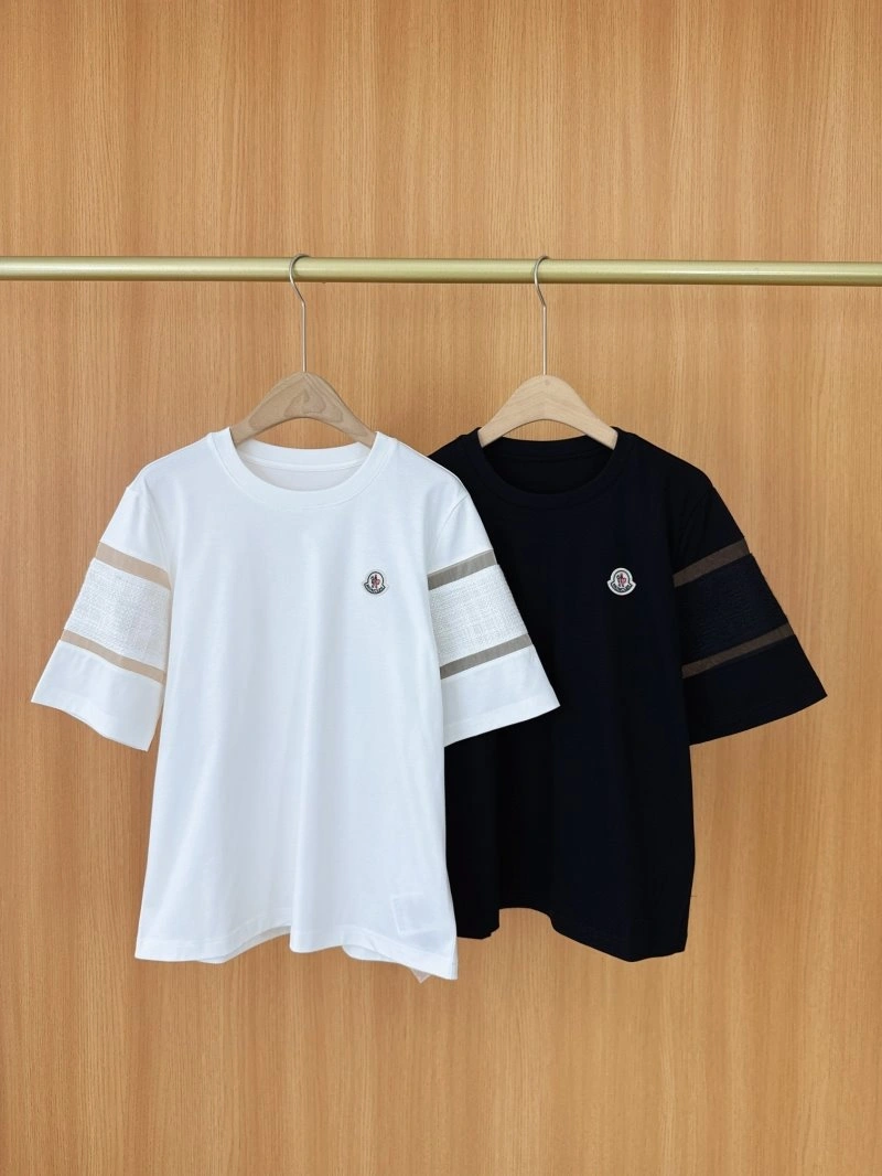 Moncler T-Shirts Classic 139681