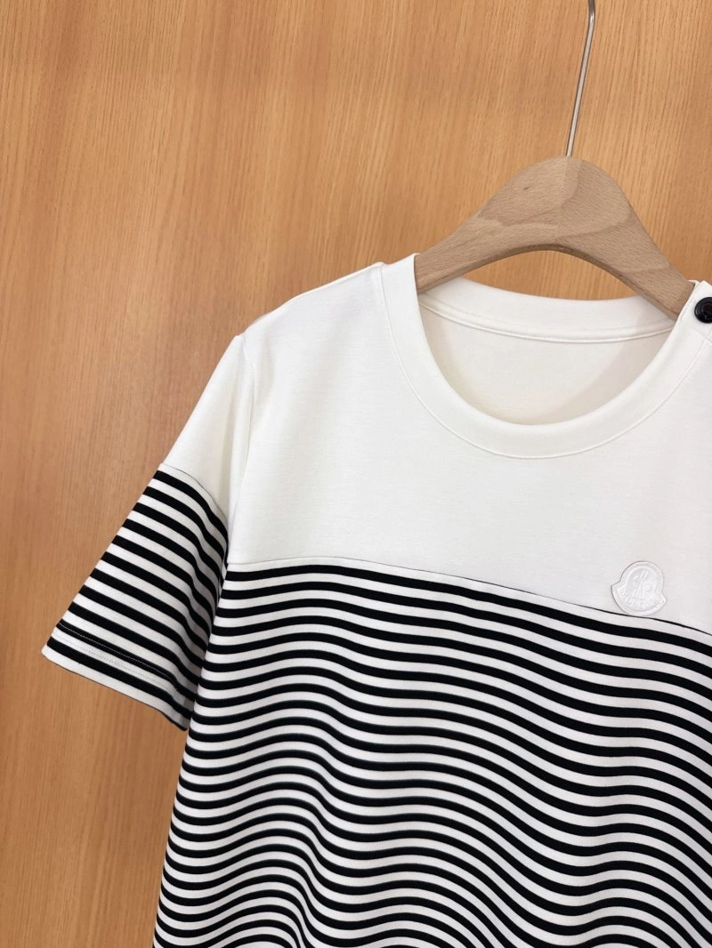 Moncler T-Shirts Timeless 139673