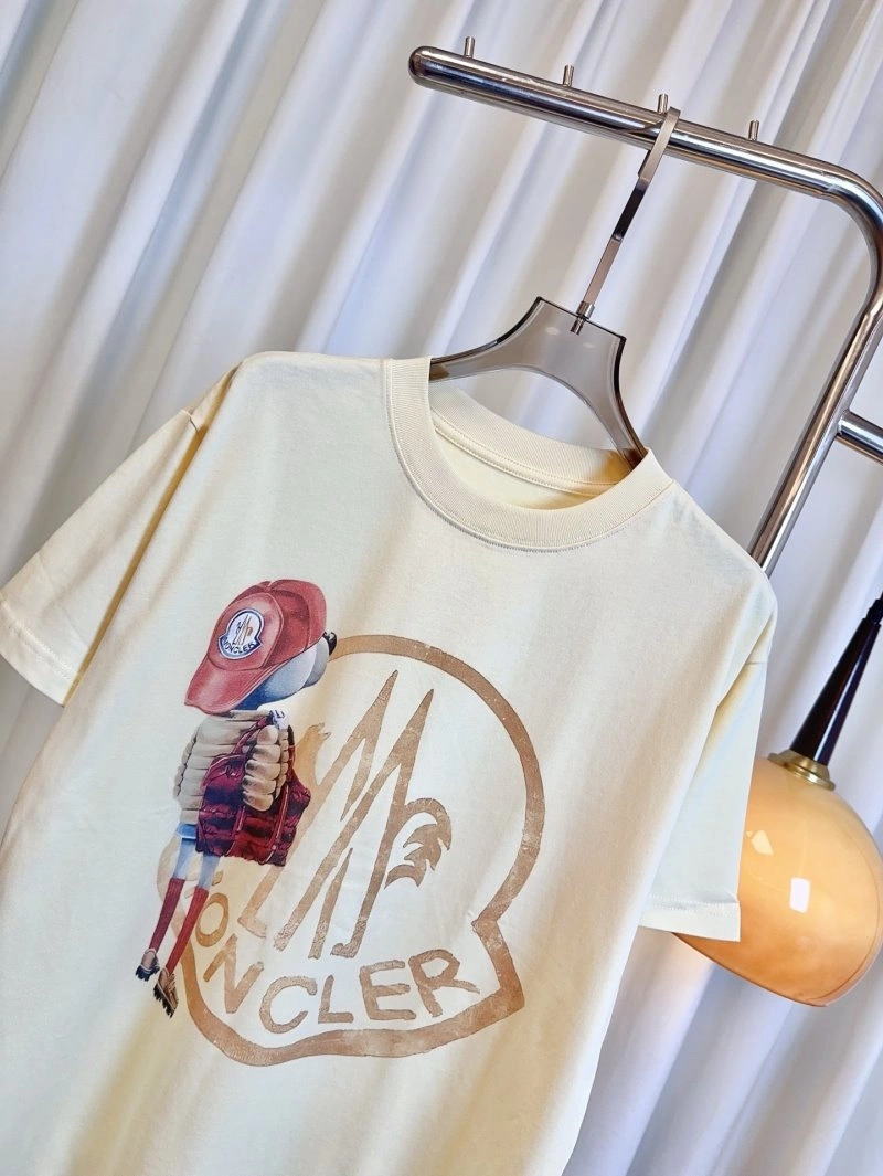 MoistureWicking Moncler T-Shirts 139784
