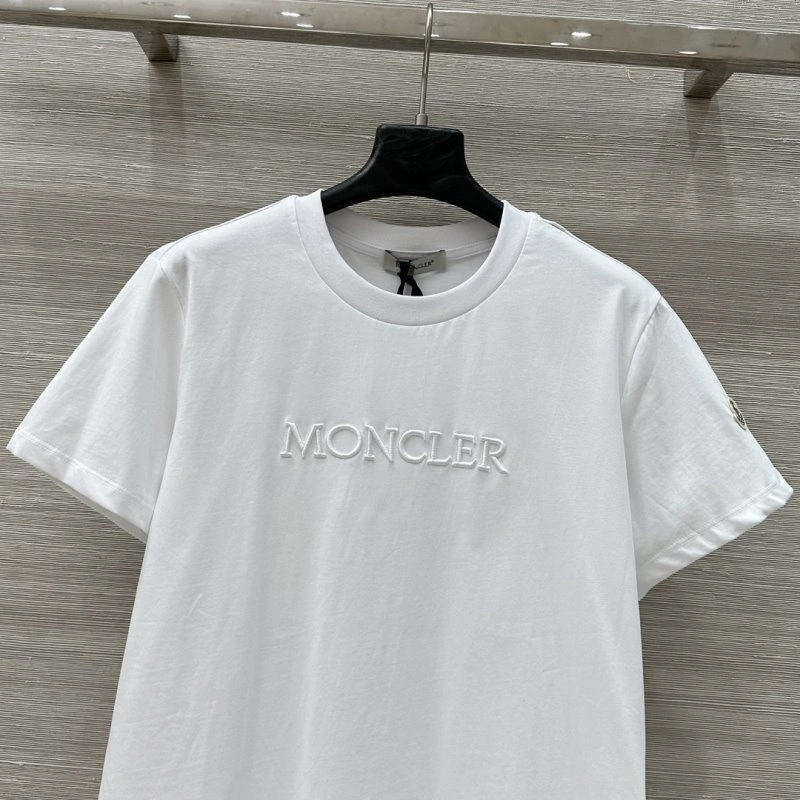Flexible Moncler T-Shirts 139757