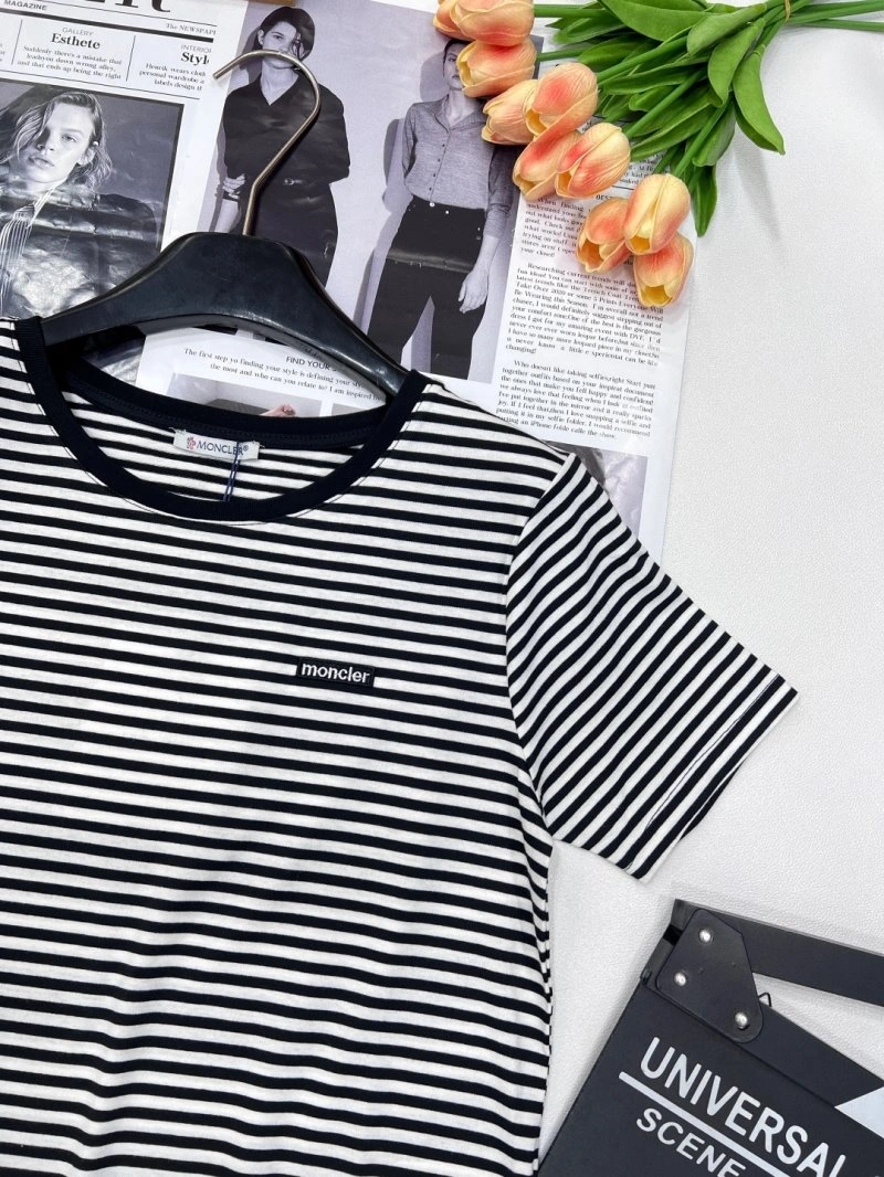 Durable Moncler T-Shirts 139601