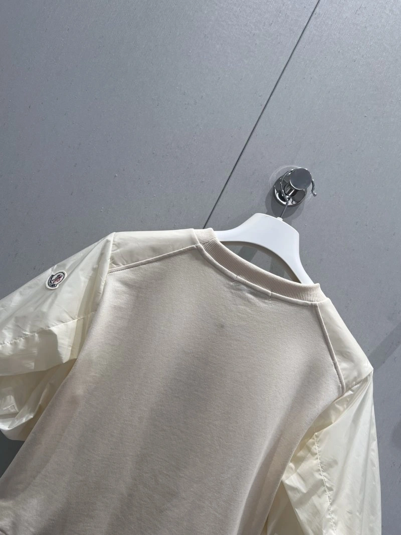 Moncler T-Shirts Chic 139597