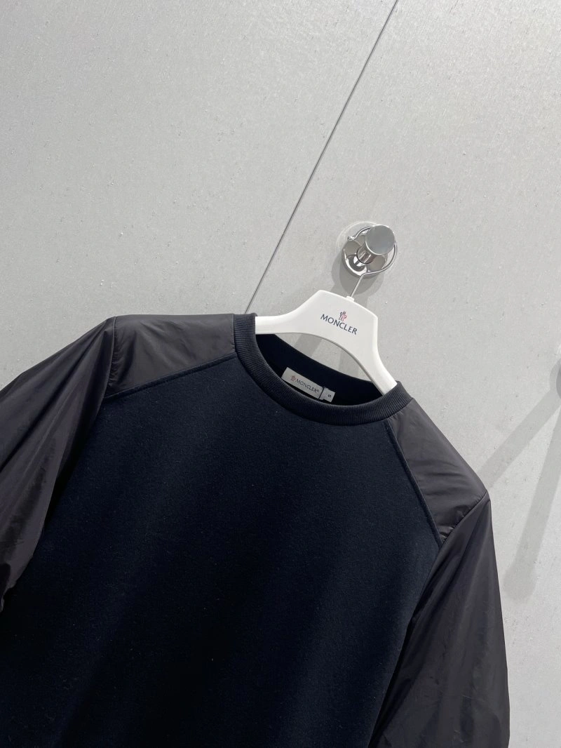 Versatile Moncler T-Shirts 139593