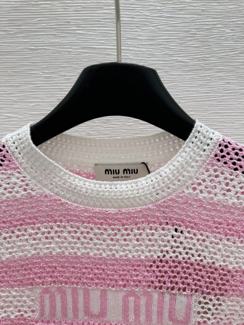 Moncler T-Shirts FastDry 139606