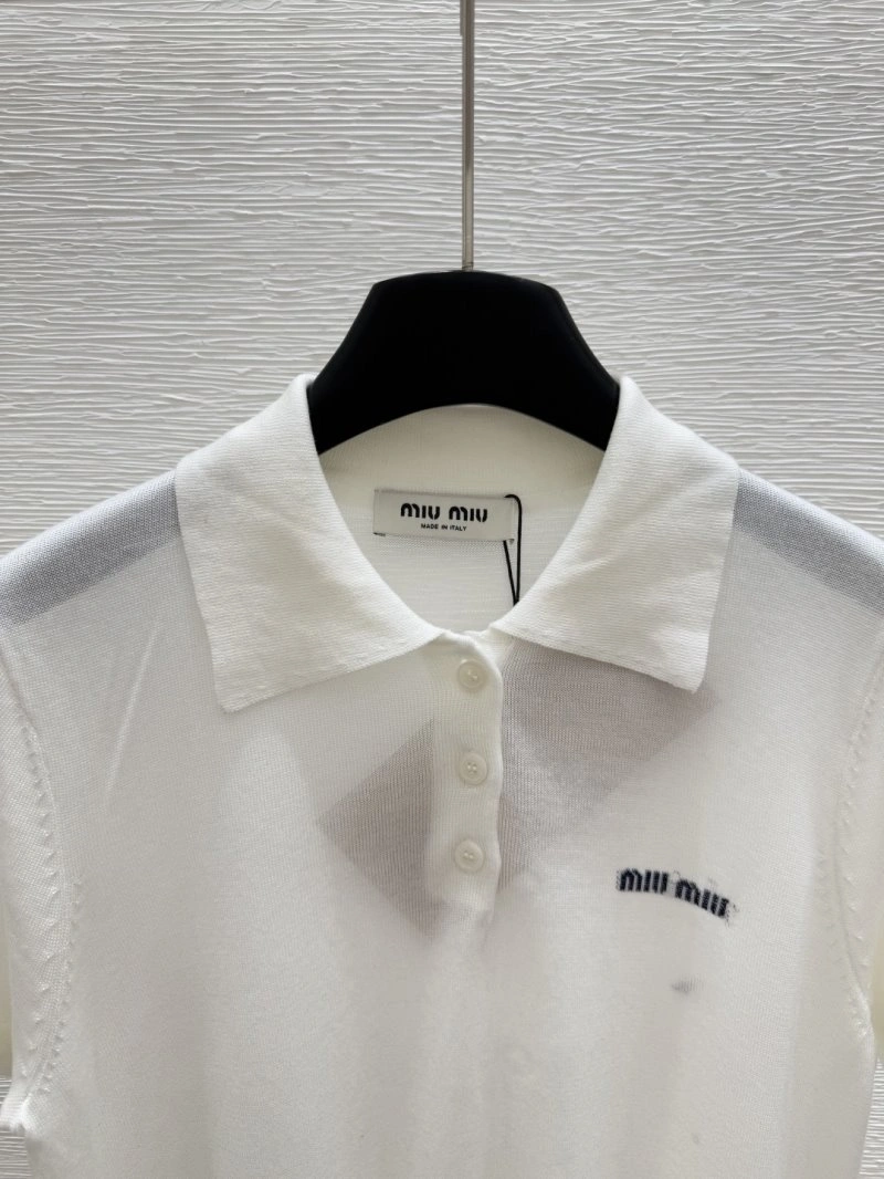 Moncler T-Shirts EasyMatch 139607
