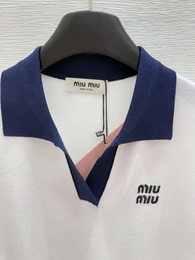 Moncler T-Shirts Casual 139575