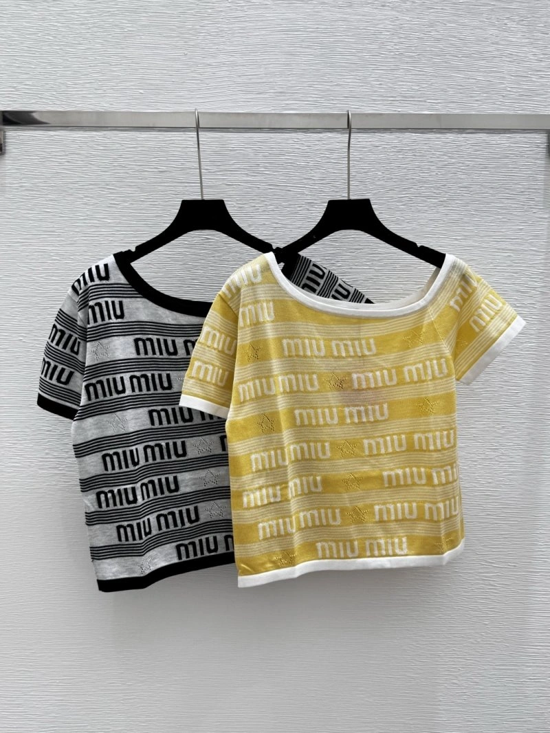 Moncler T-Shirts Contemporary 139565