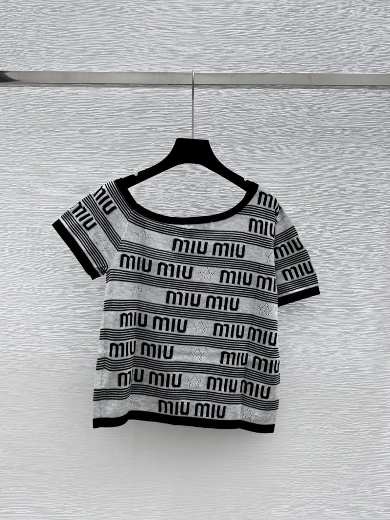 Moncler T-Shirts Contemporary 139565