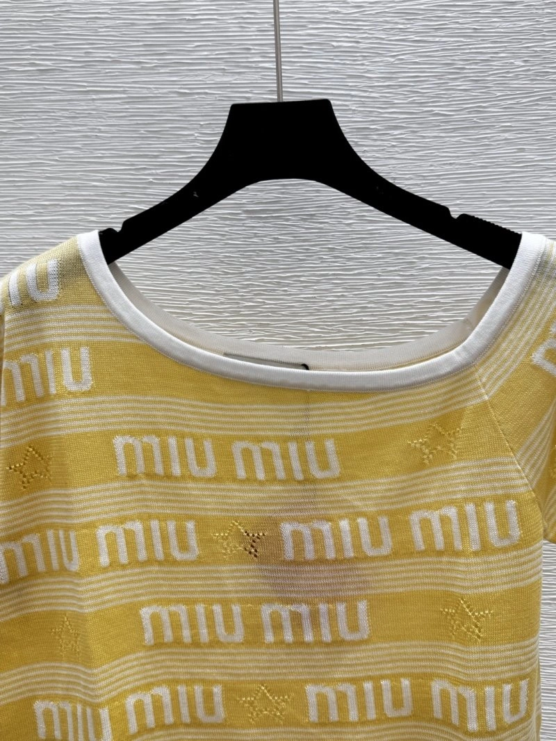 Moncler T-Shirts Contemporary 139565