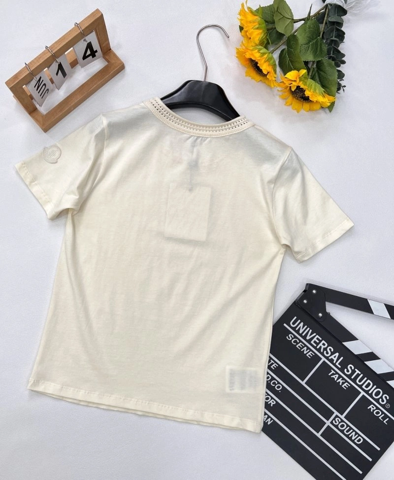 Moncler T-Shirts Bold 139557