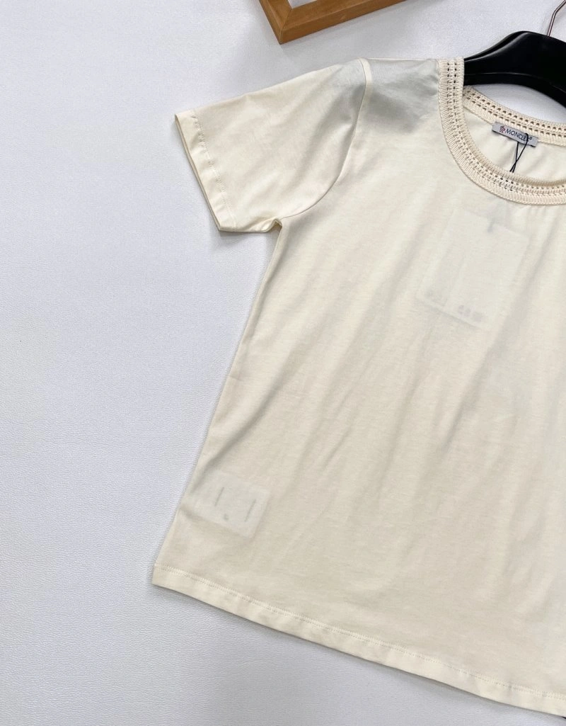 Moncler T-Shirts Bold 139557