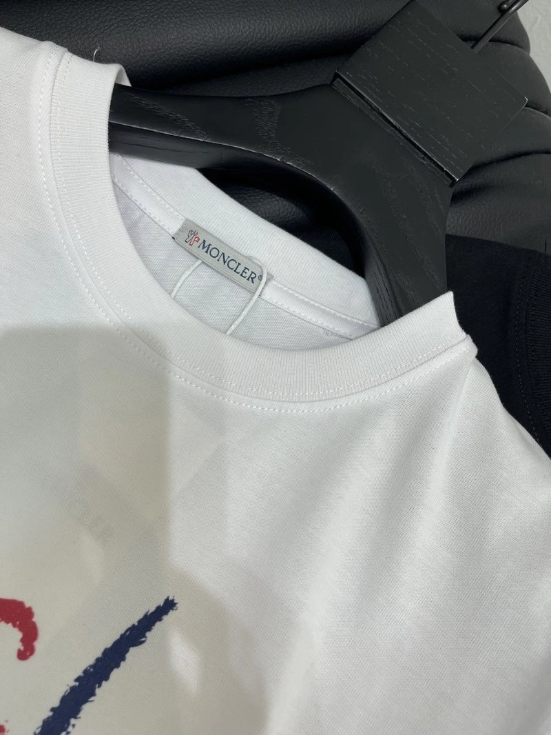 Neat Moncler T-Shirts 139552