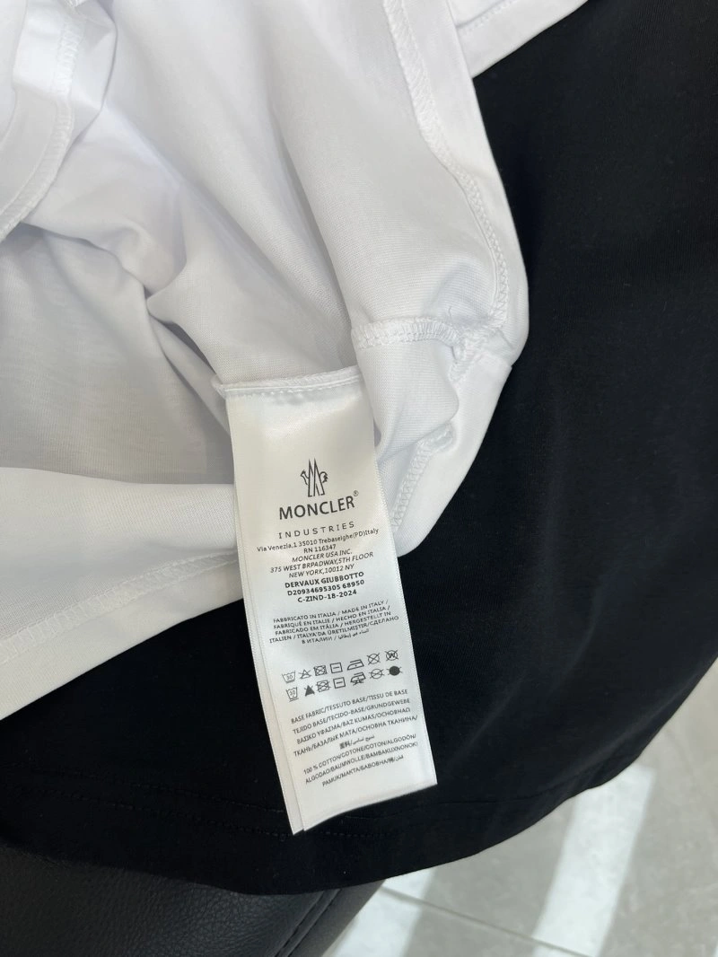 Neat Moncler T-Shirts 139552