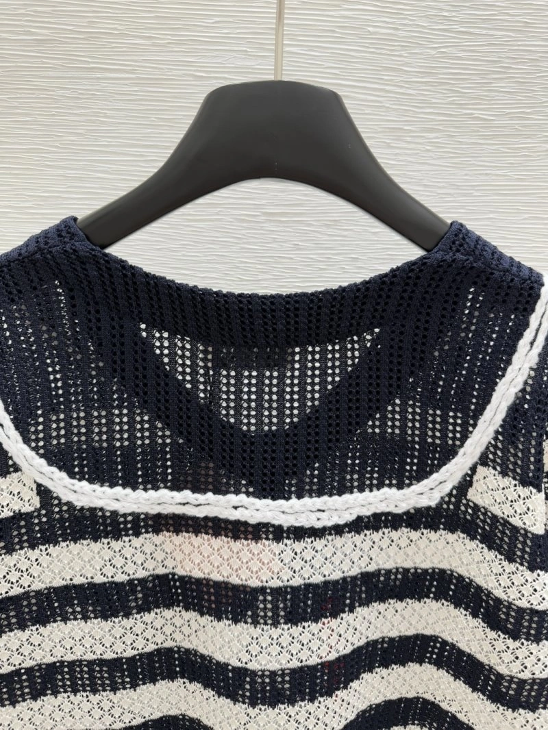 Vibrant Moncler T-Shirts 139553