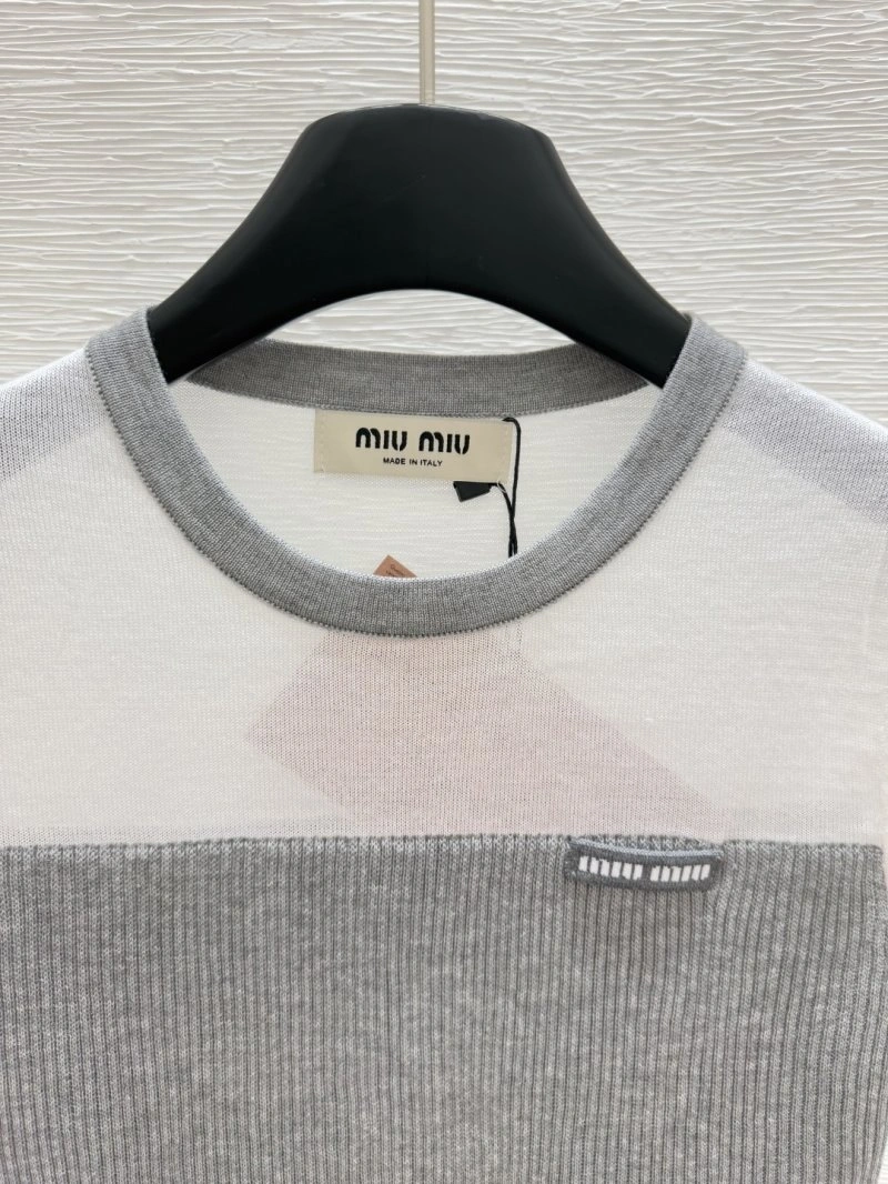 Durable Moncler T-Shirts 139551