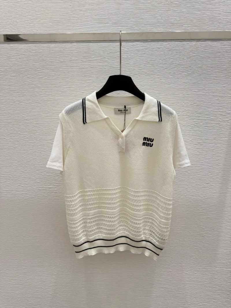 Moncler T-Shirts Comfortable 139555