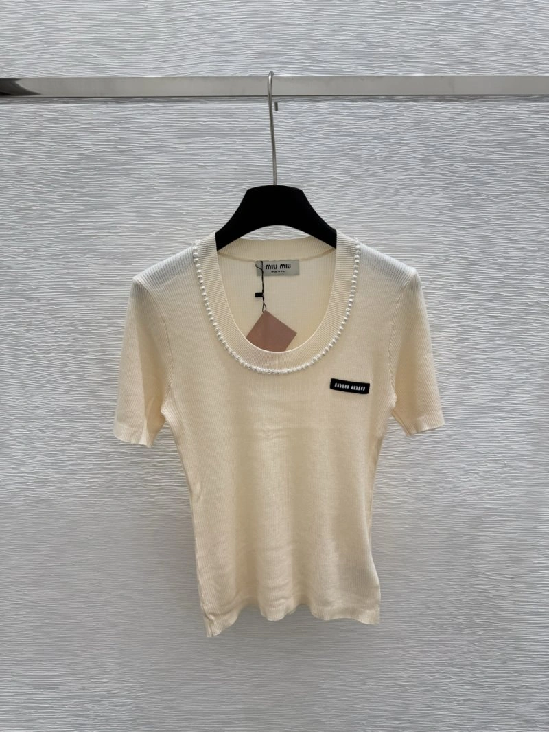 Moncler T-Shirts Elegant 139559