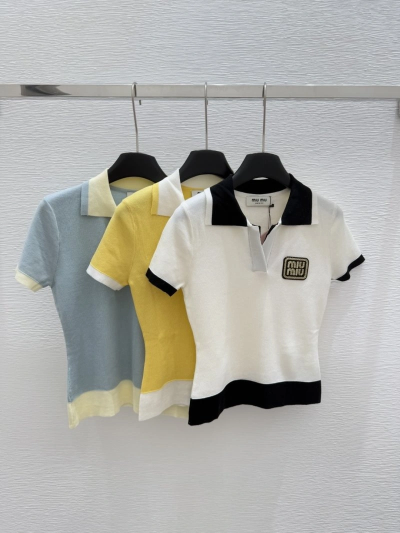 Moncler T-Shirts Modern 139537