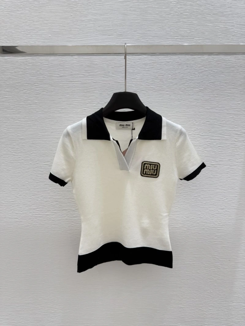 Moncler T-Shirts Modern 139537
