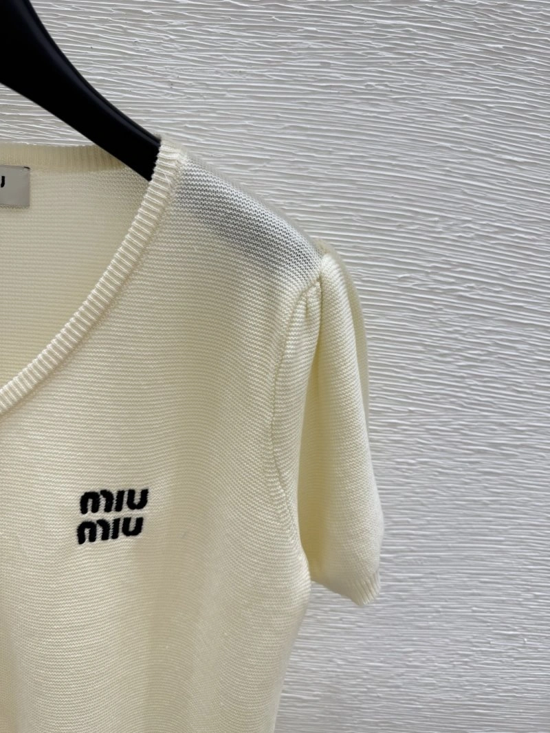 Moncler T-Shirts Upgraded 139538