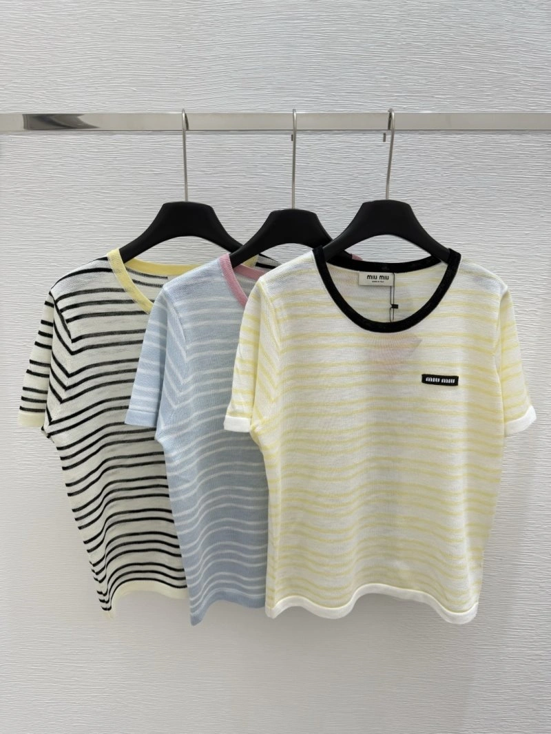 Soft Moncler T-Shirts 139531