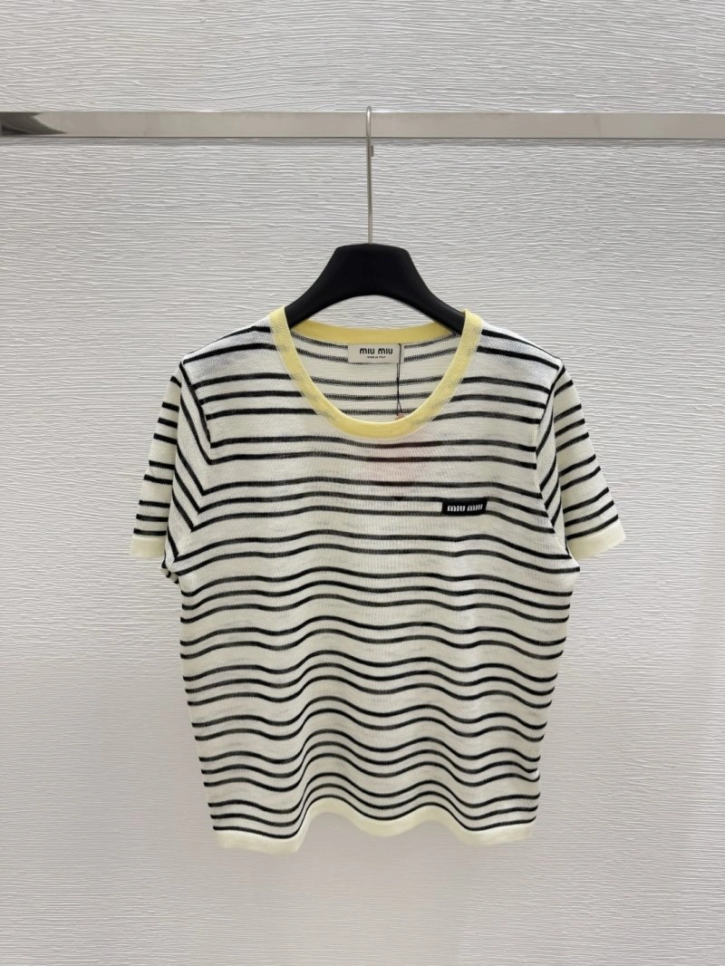 Soft Moncler T-Shirts 139531