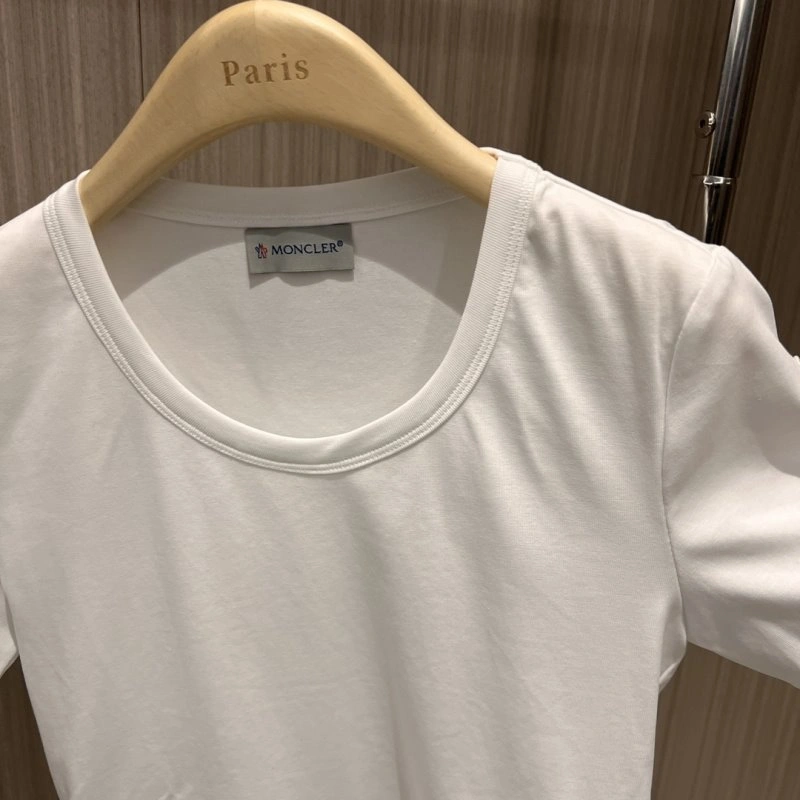 Fashionable Moncler T-Shirts 139529