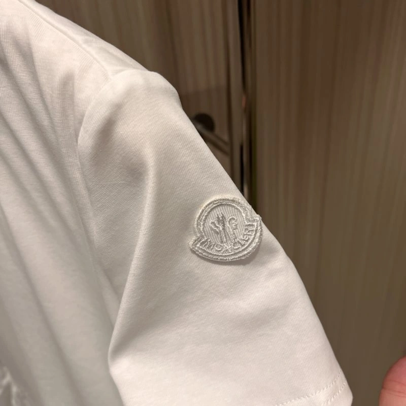 Fashionable Moncler T-Shirts 139529