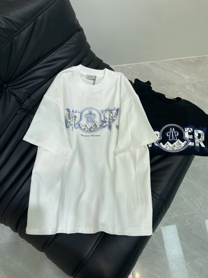 Moncler T-Shirts MultiPurpose 139514