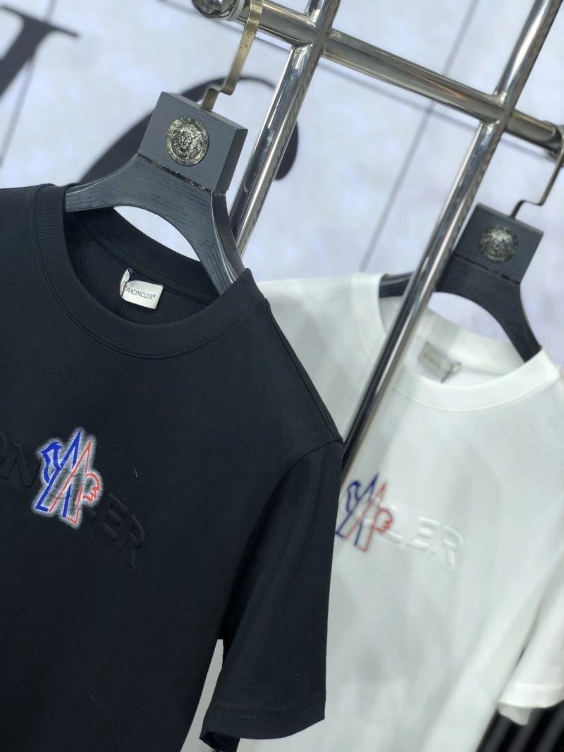 Moncler T-Shirts AllSeason 141504
