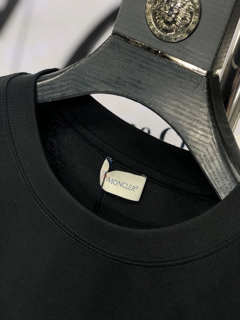 Moncler T-Shirts AllSeason 141504