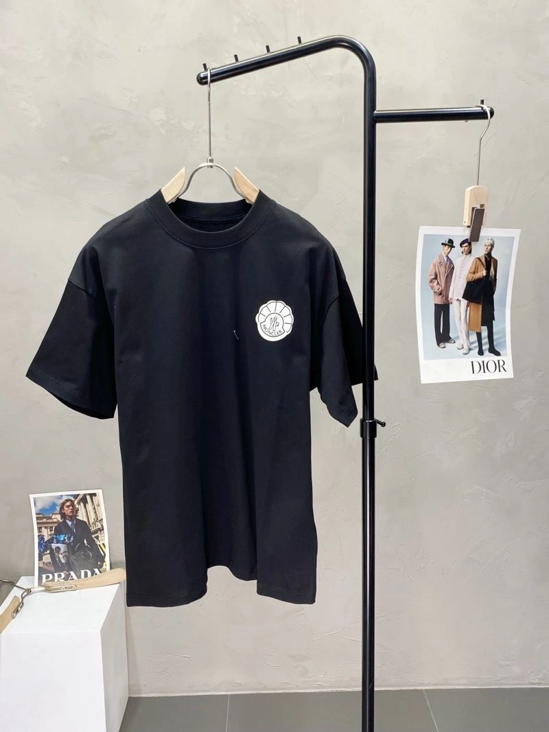 Modern Moncler T-Shirts 141505