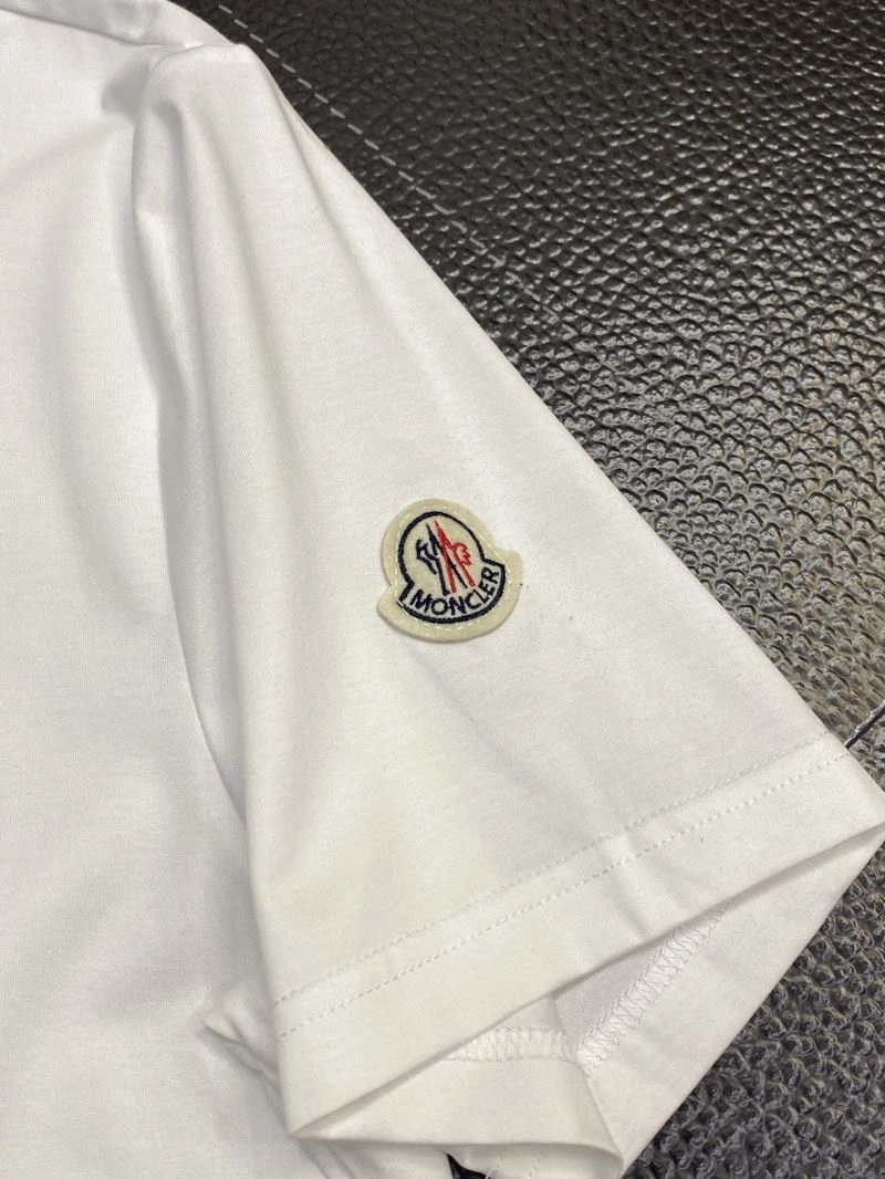 MultiPurpose Moncler T-Shirts 141503