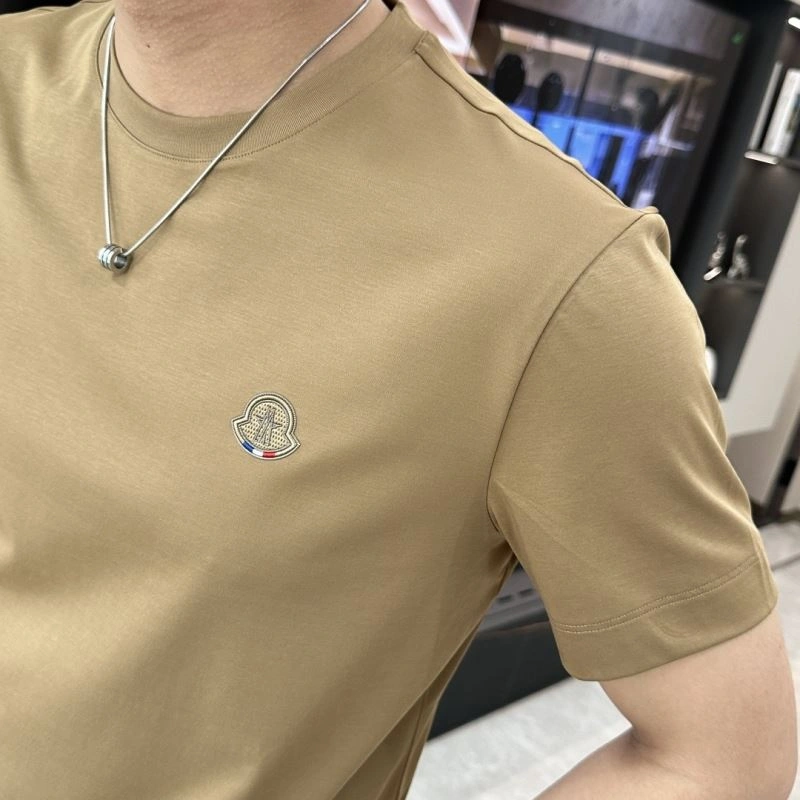 Moncler T-Shirts Classic 141501