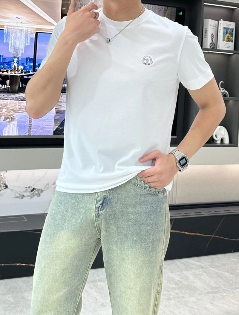 FashionForward Moncler T-Shirts 141502