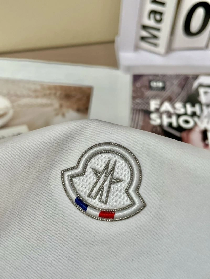 FashionForward Moncler T-Shirts 141502