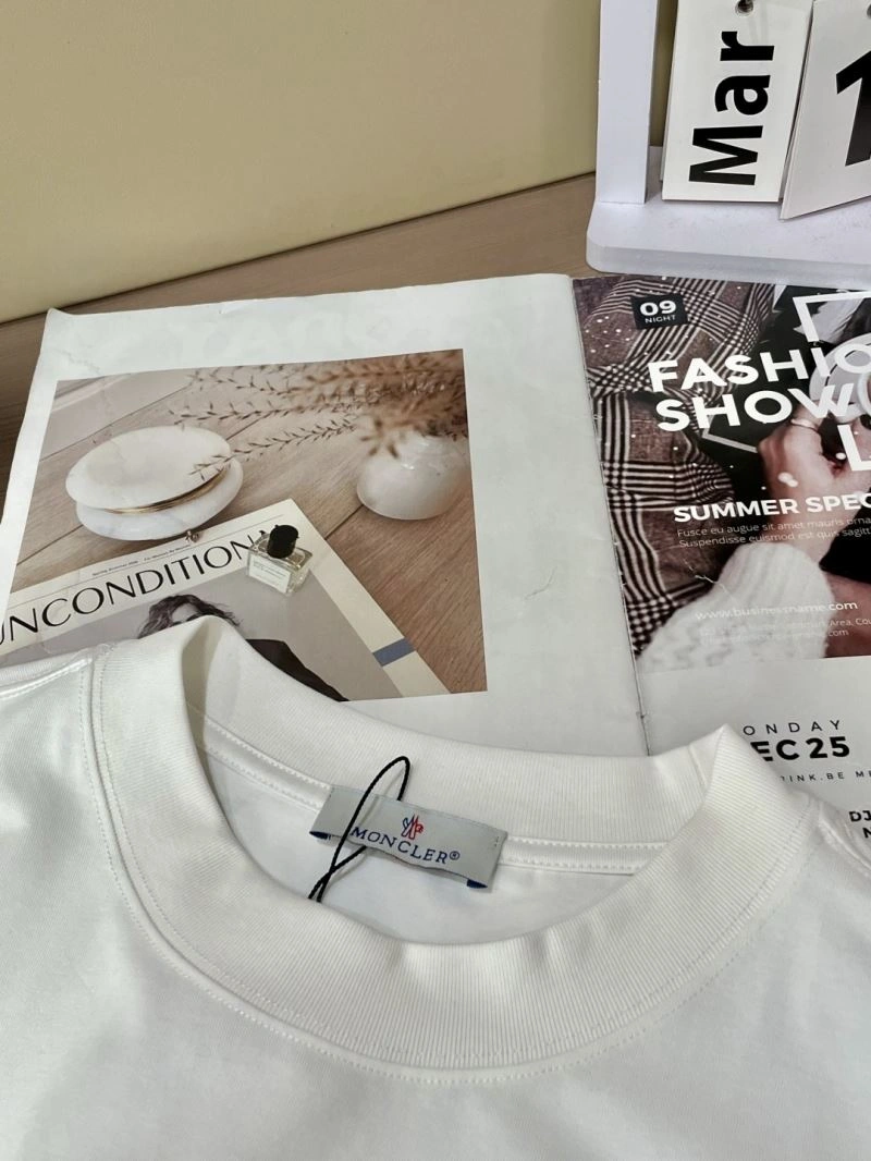 Casual Moncler T-Shirts 141499