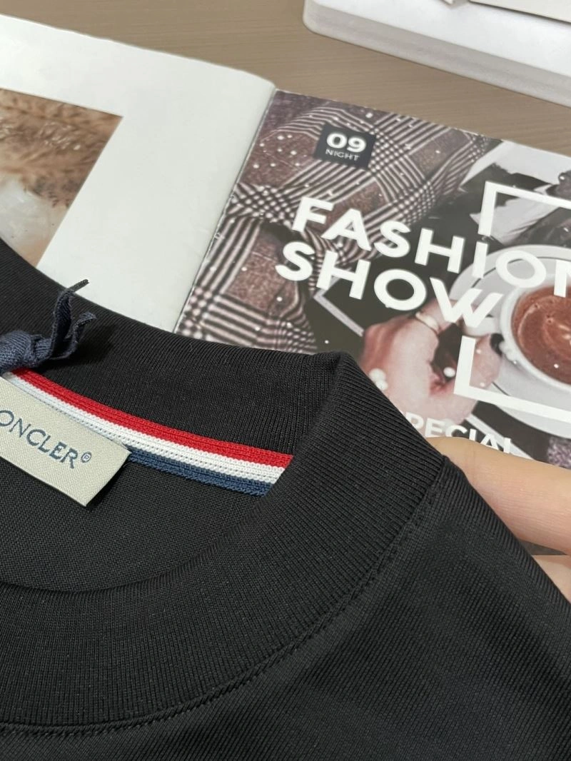 Moncler T-Shirts Reliable 141498
