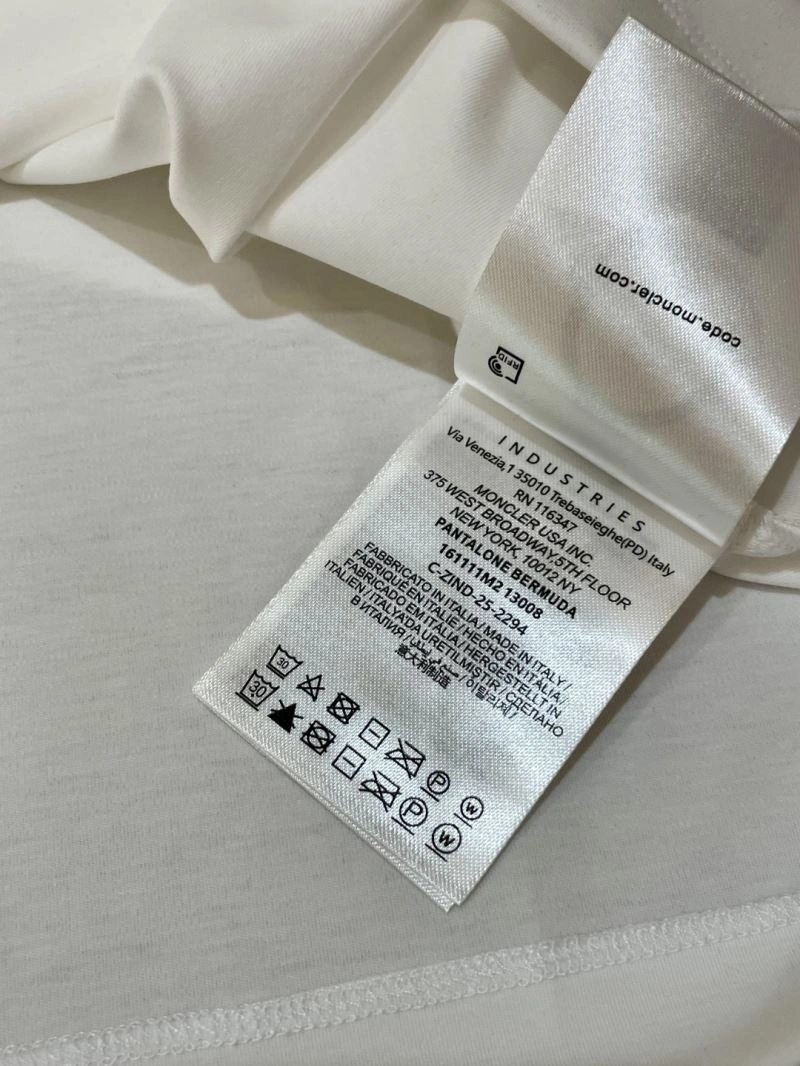 Moncler T-Shirts Lightweight 141494