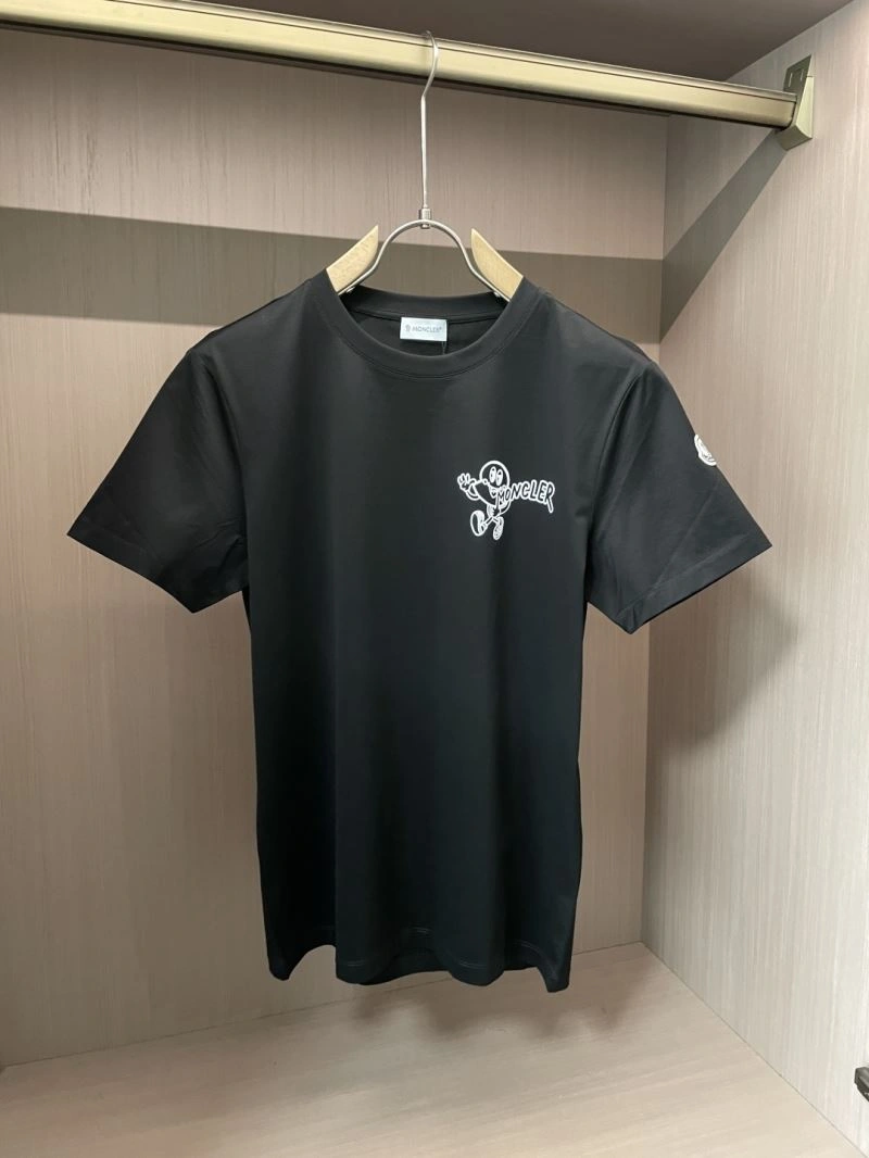 Moncler T-Shirts Classic 141497