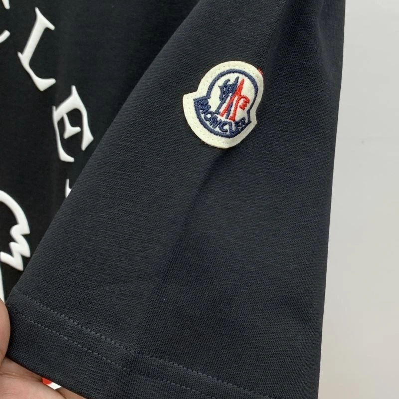 WaterResistant Moncler T-Shirts 141559