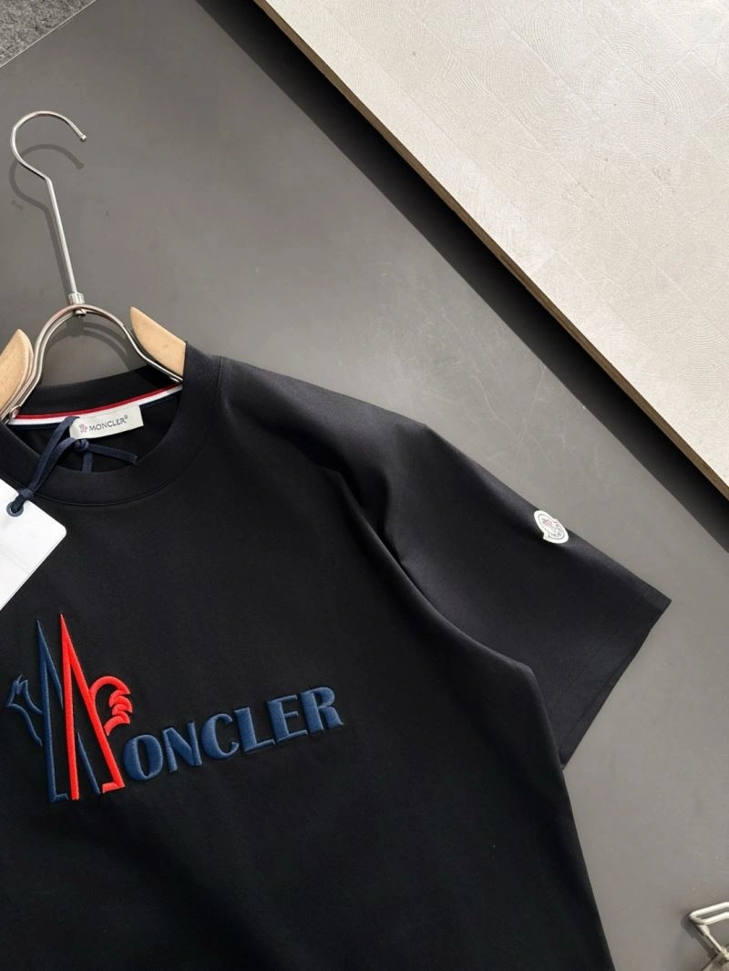 WaterResistant Moncler T-Shirts 141485