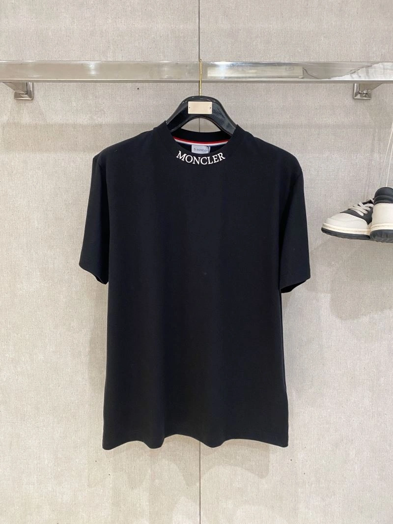 TechFriendly Moncler T-Shirts 141484
