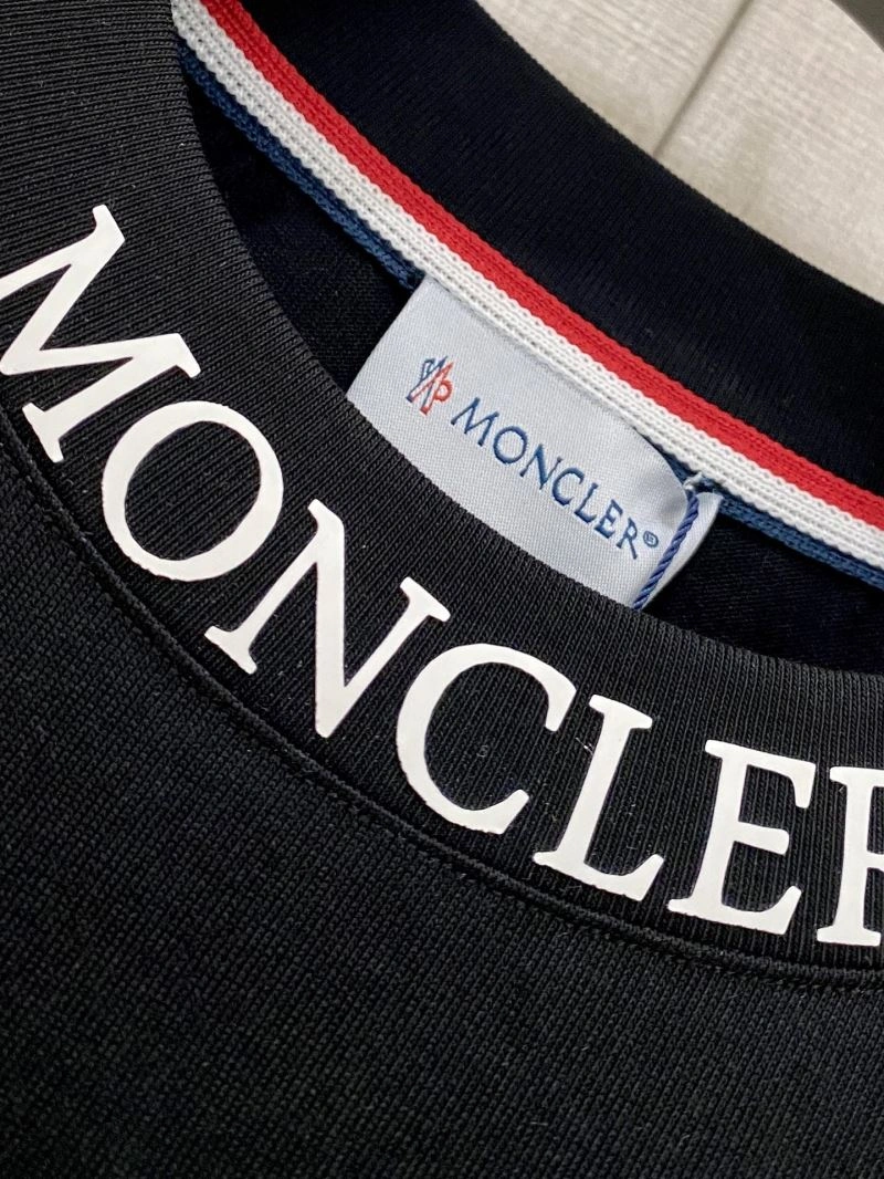TechFriendly Moncler T-Shirts 141484