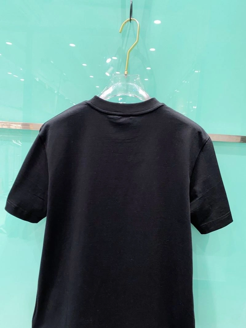 Moncler T-Shirts Sleek 141481