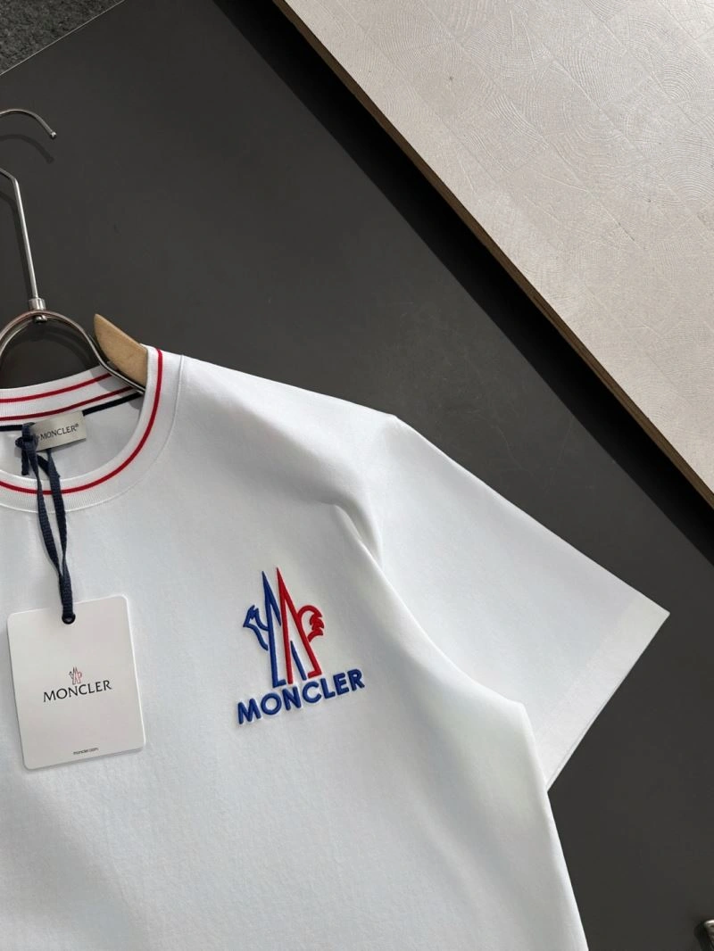 Moncler T-Shirts Durable 141479