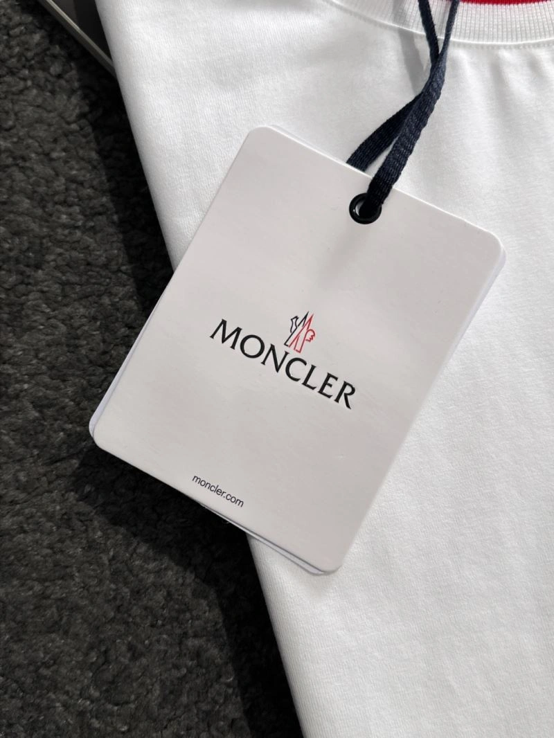 Moncler T-Shirts Durable 141479